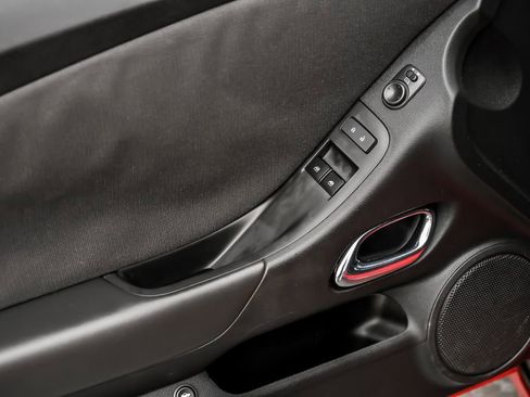 Used 2014 Chevrolet Camaro LT RWD image 10