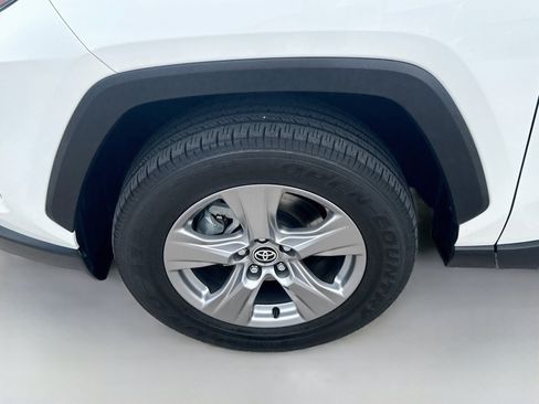 Used 2024 Toyota RAV4 LE AWD/4WD image 34
