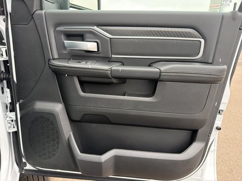 New 2026 RAM 5500 4x4 Crew Cab image 32