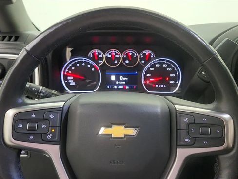 Used 2020 Chevrolet Silverado 1500 LTZ w/ LTZ Premium Package image 27