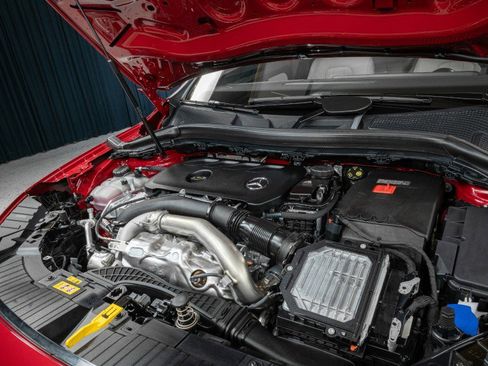 Used 2025 Mercedes-Benz GLA 250 image 30