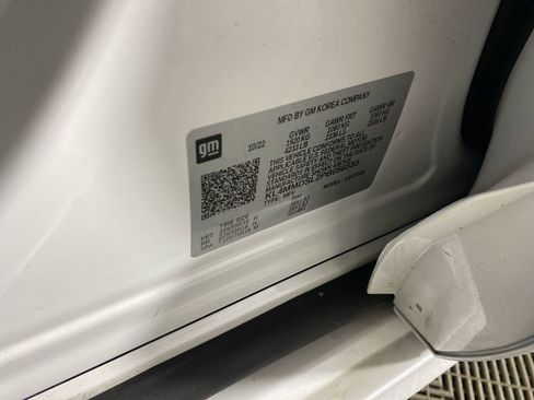 Used 2023 Buick Encore GX Select w/ Sport Touring Package image 35