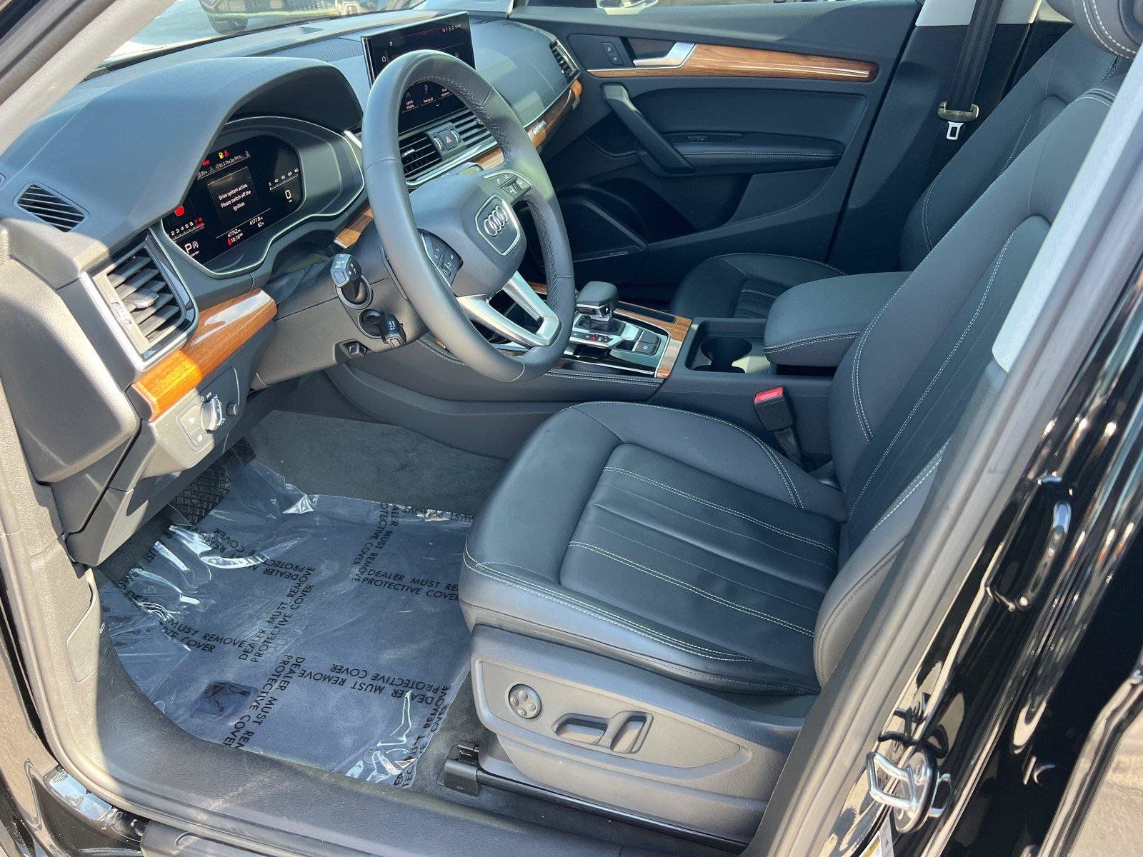 Certified 2023 Audi Q5 2.0T Premium Plus w/ Premium Plus Package AWD/4WD image 9