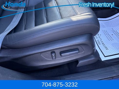 Used 2024 Honda CR-V EX-L image 19