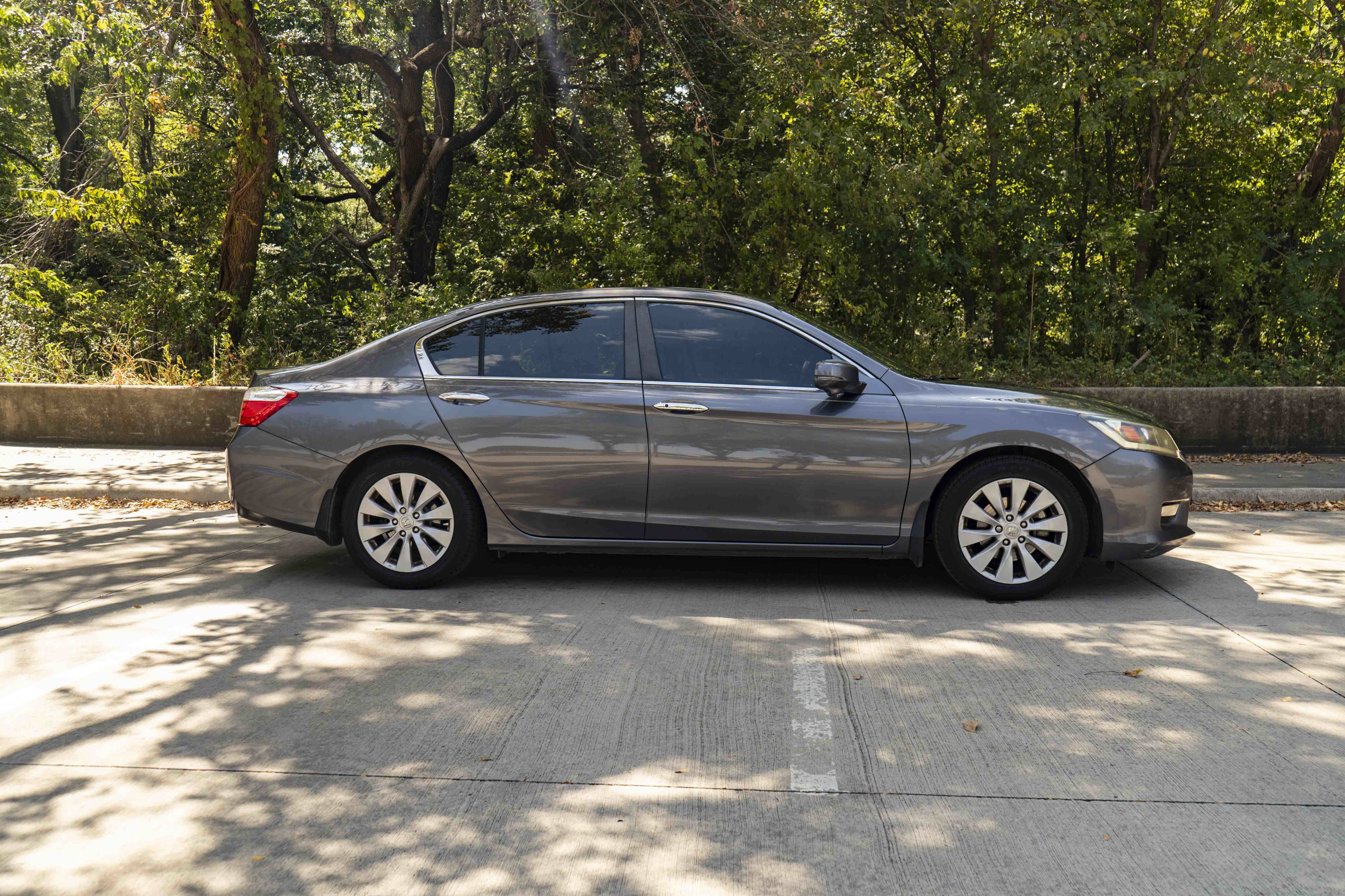 Used 2015 Honda Accord EX-L image 10