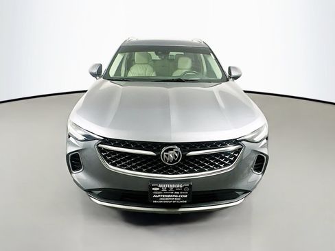 Used 2022 Buick Envision Avenir w/ Technology Package II FWD image 2