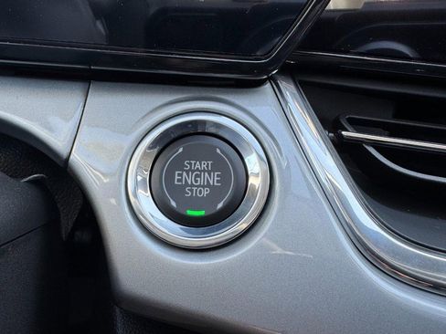 New 2026 Chevrolet Trax LT w/ Driver Confidence Package image 15