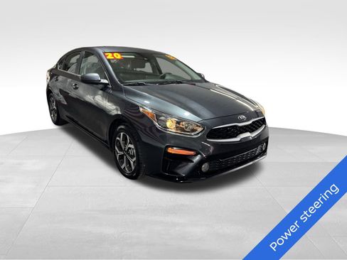 Used 2020 Kia Forte LXS image 3