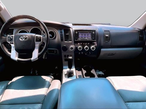 Used 2016 Toyota Sequoia SR5 RWD image 16