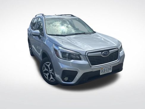 Used 2021 Subaru Forester Premium AWD/4WD image 2