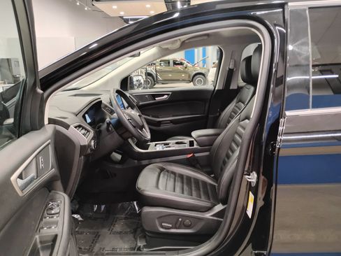 Certified 2024 Ford Edge SEL image 8