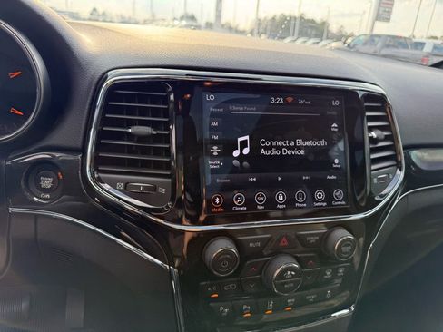 Used 2021 Jeep Grand Cherokee Trailhawk w/ Trailhawk Luxury Group image 18