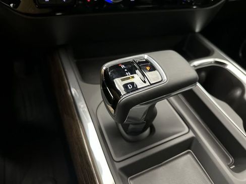 New 2026 GMC Sierra 1500 Elevation w/ Elevation Premium Package AWD/4WD image 23