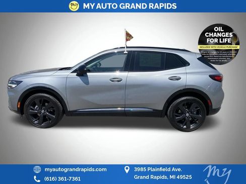 Used 2023 Buick Envision Essence w/ Sport Touring Package AWD/4WD image 6