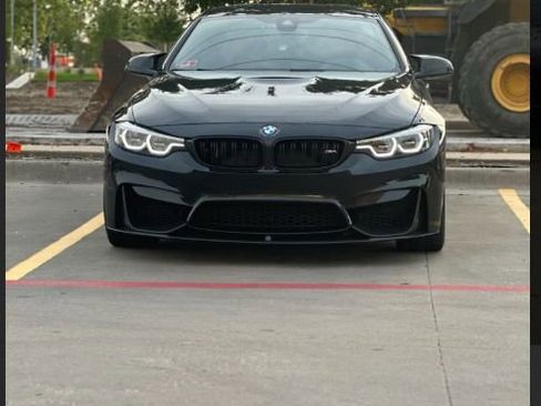 Used 2019 BMW M4 Coupe w/ Competition Package image 2