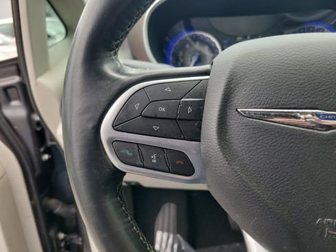 Used 2020 Chrysler Voyager LX w/ Cold Weather Group FWD image 20