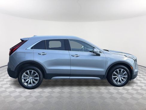 Used 2023 Cadillac XT4 Premium Luxury w/ Enhanced Visibility Package FWD image 4