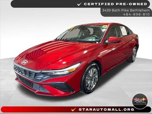 Used 2024 Hyundai Elantra SEL FWD image 1