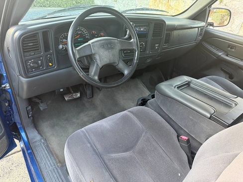 Used 2004 GMC Sierra 1500 SLE image 9