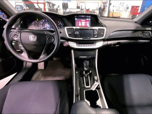 Used 2015 Honda Accord EX image 15