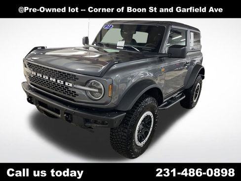 Used 2023 Ford Bronco Badlands w/ Sasquatch Package image 7