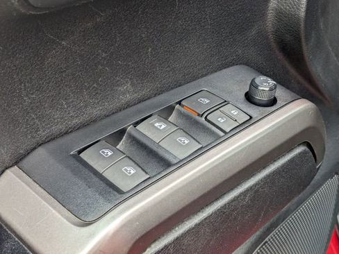 Used 2023 Toyota Tacoma SR5 image 10