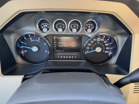 Used 2015 Ford F250 Lariat w/ Chrome Package image 23