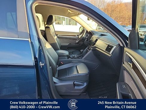 Certified 2022 Volkswagen Atlas SE image 16