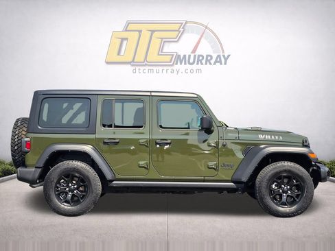 Used 2022 Jeep Wrangler Unlimited Sport AWD/4WD image 4