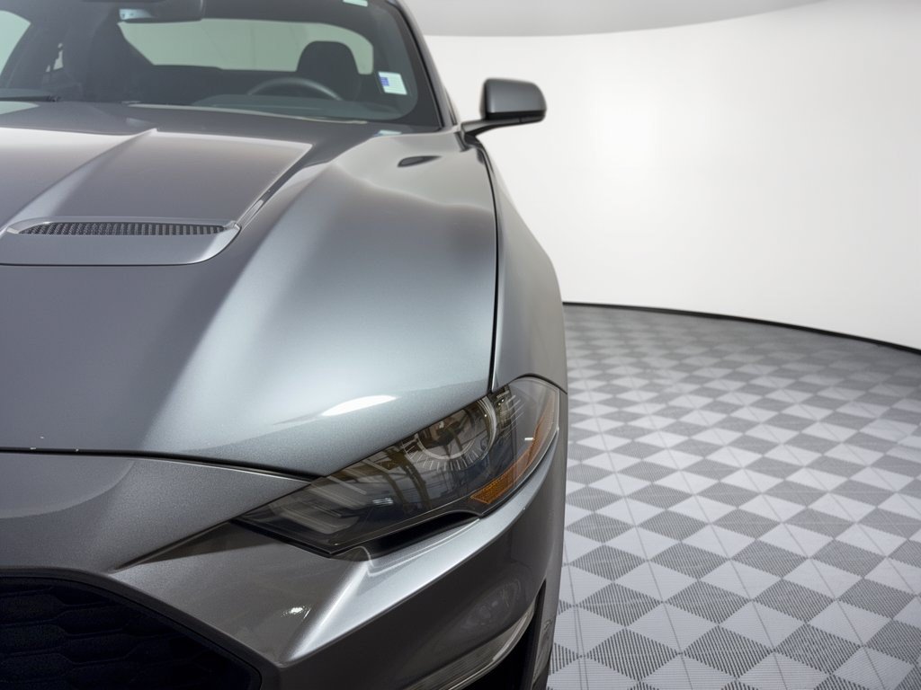 Used 2021 Ford Mustang Coupe RWD image 12