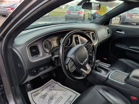 Used 2020 Dodge Charger SXT w/ Leather Interior Group image 23
