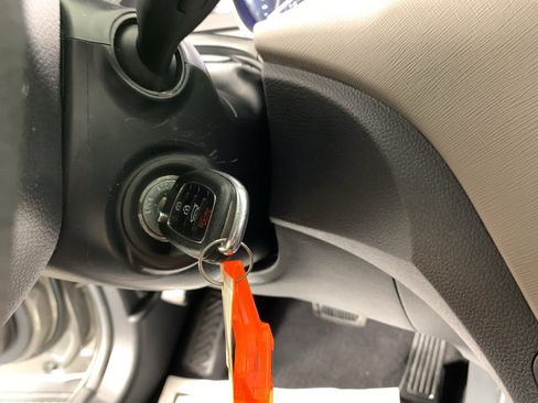 Used 2018 Hyundai Santa Fe Sport FWD image 17