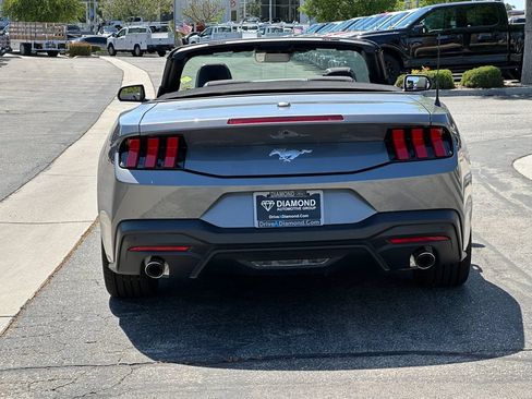 New 2025 Ford Mustang Convertible RWD image 7