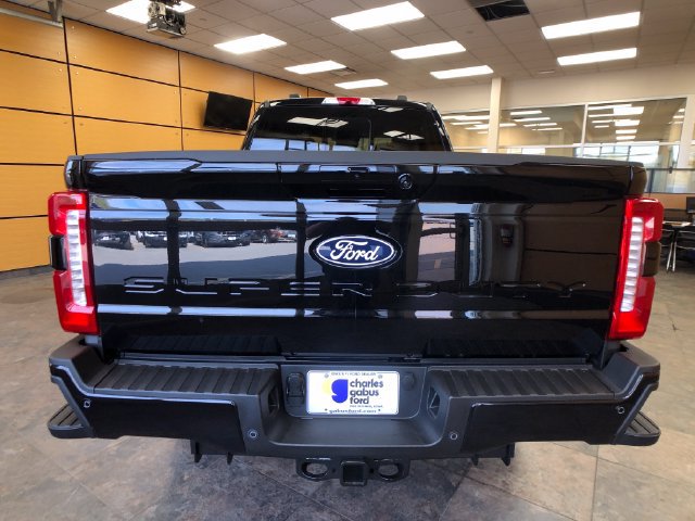 New 2027 Ford F350 Lariat w/ Black Appearance Package AWD/4WD image 6