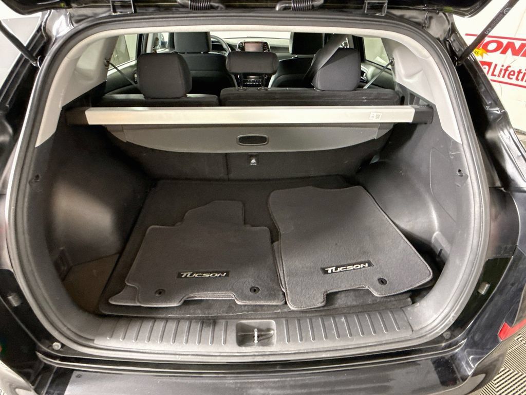 Used 2021 Hyundai Tucson SEL w/ Cargo Package AWD/4WD image 28