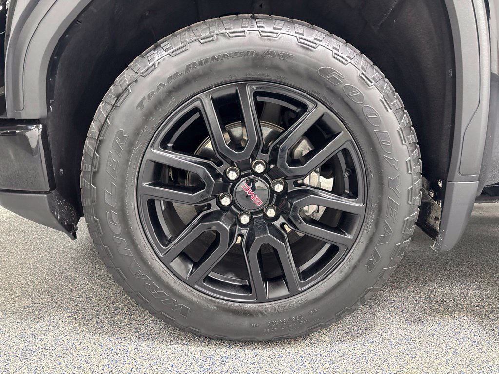Used 2023 GMC Sierra 1500 Pro w/ Graphite Edition AWD/4WD image 39