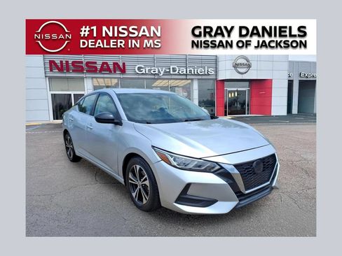 Used 2022 Nissan Sentra SV FWD image 1