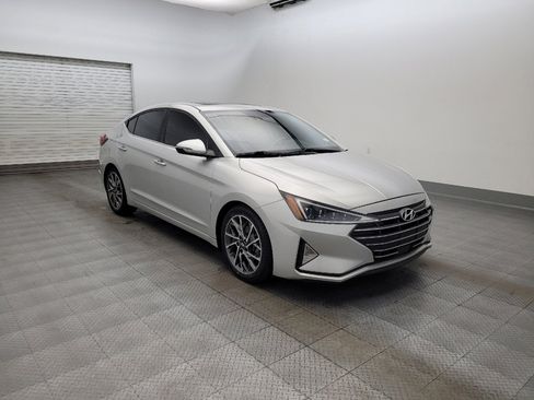 Used 2019 Hyundai Elantra Limited w/ Ultimate Package 02 FWD image 13