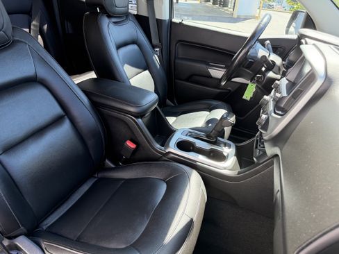 Used 2018 Chevrolet Colorado LT w/ Luxury Package, Chrome AWD/4WD image 35