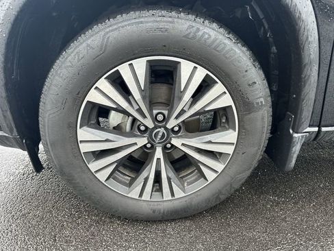 Certified 2023 Nissan Rogue SV image 8