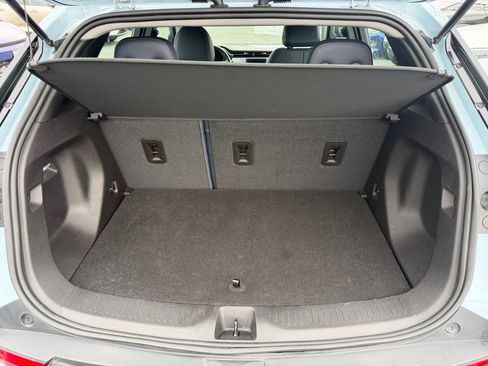 Used 2023 Chevrolet Bolt EUV LT w/ Convenience Package FWD image 43