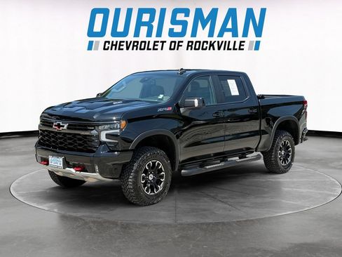 Used 2024 Chevrolet Silverado 1500 ZR2 AWD/4WD image 2