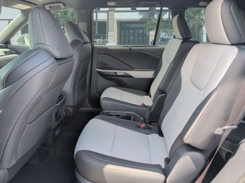 New 2026 Lexus TX 500h AWD image 24