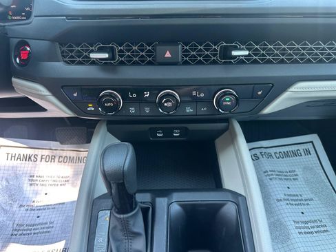 Used 2025 Honda Accord SE image 21