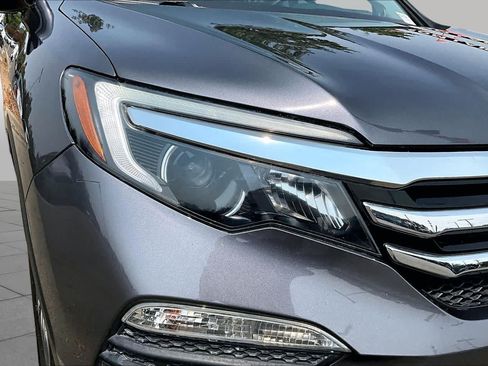 Used 2017 Honda Pilot Touring image 27