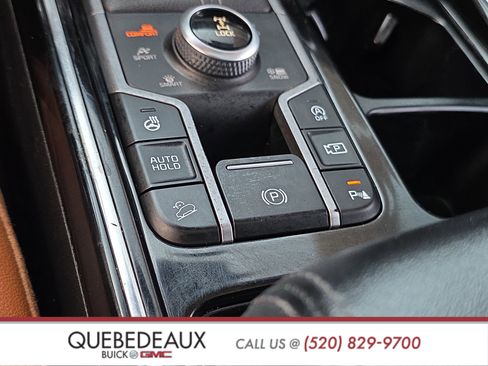 Used 2022 Kia Sorento SX Prestige w/ Rust Color Package AWD/4WD image 24