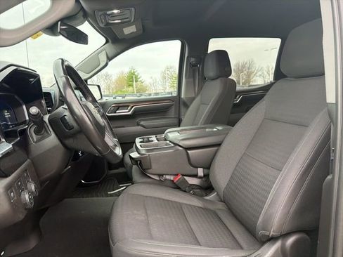 Used 2022 Chevrolet Silverado 1500 LT AWD/4WD image 21