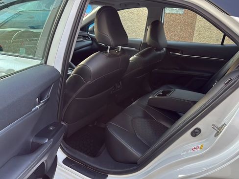 Used 2019 Toyota Camry XSE image 27