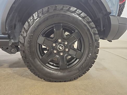 Used 2024 Ford Bronco Black Diamond image 11