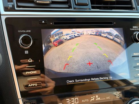 Used 2019 Subaru Outback 2.5i Premium image 18